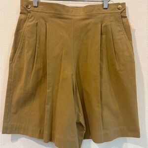 Liz Claiborne High Waist Tan Shorts